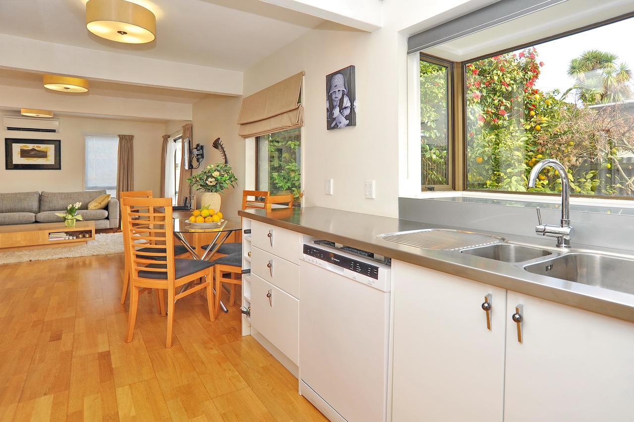 Salisbury Apartment - Christchurch Holiday Homes Eksteriør billede